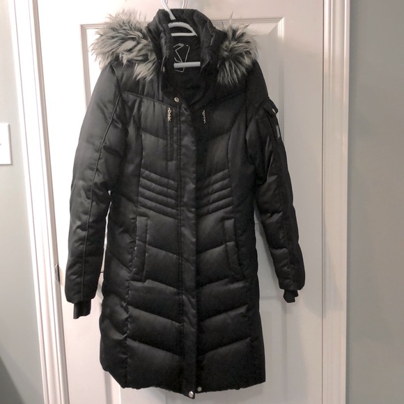 Woman’s down filled coat - Picture 1 of 5